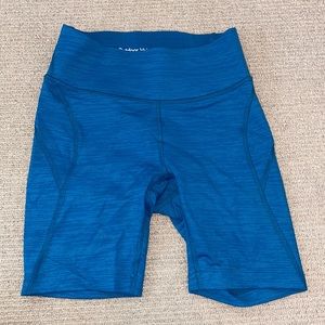 Outdoor Voices 5” Techsweat Bike Shorts!